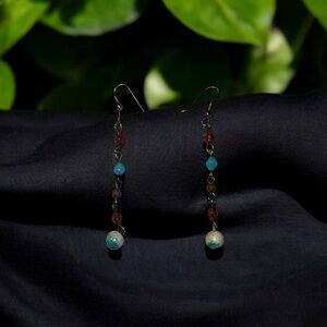 ⚫️ Beaded Dangle Earrings